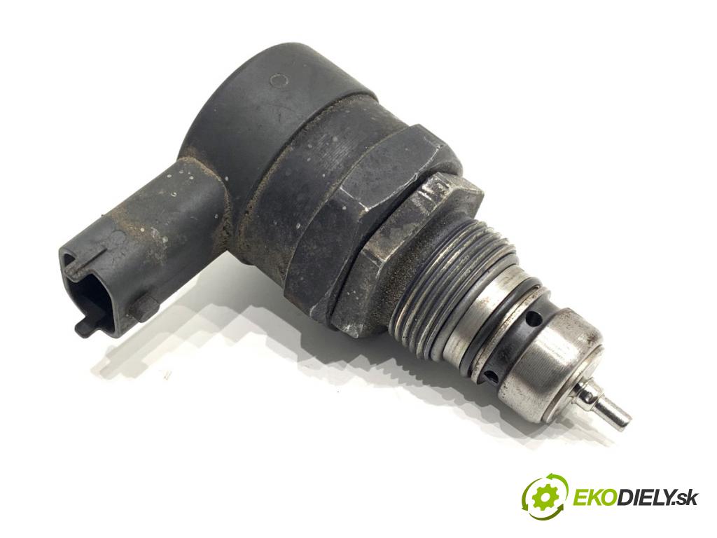 FIAT CROMA Kombi 2006 147 kW 2.4 D Multijet 2387 Regulátor tlaku paliva 0281002507 (Palivový systém ostatné)