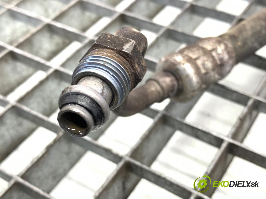 MERCEDES-BENZ W204 sedan 2007 135 kW C 200 Kompressor (204.041) 1796 hadice servočerpadlo  (Trubka servo čerpadla)