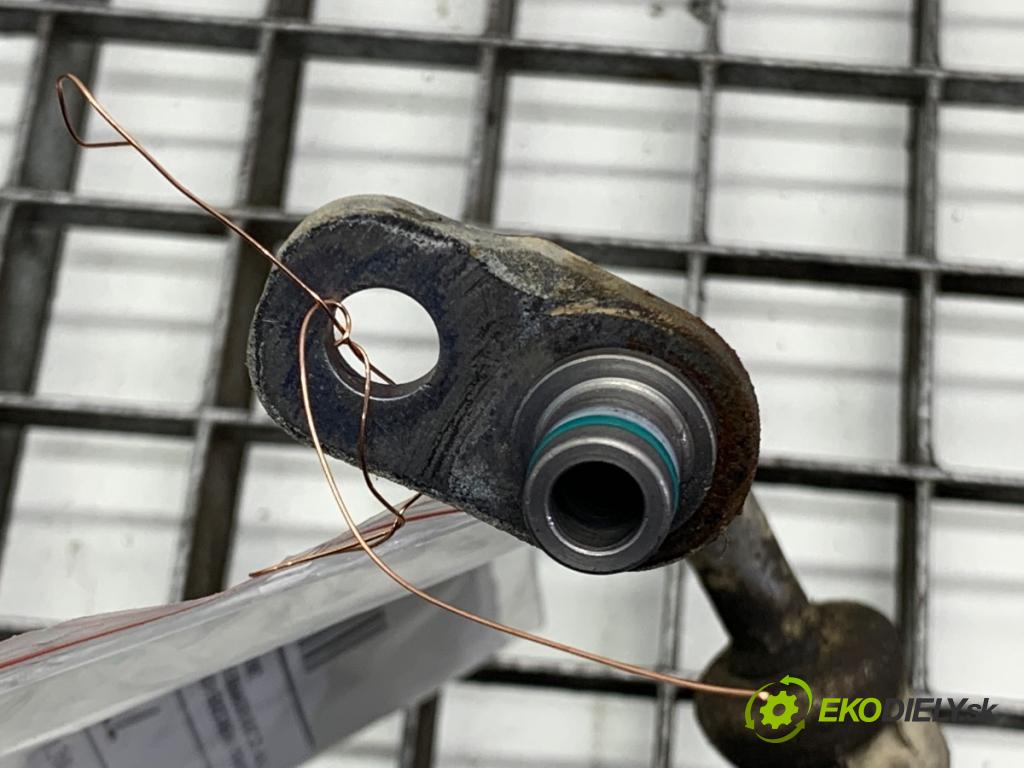 MERCEDES-BENZ W204 sedan 2007 135 kW C 200 Kompressor (204.041) 1796 hadice servočerpadlo  (Trubka servo čerpadla)