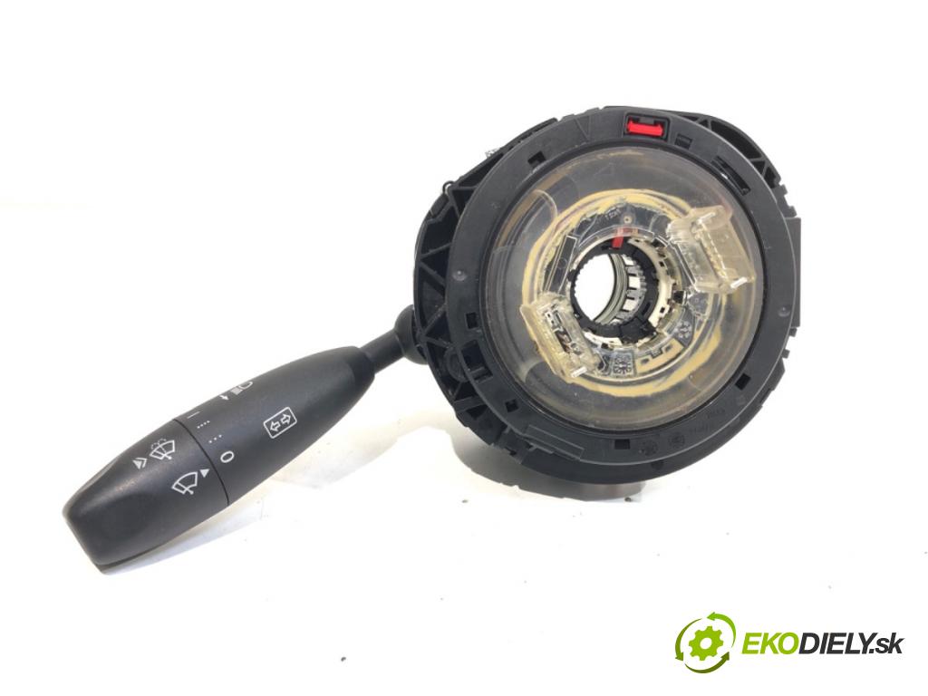 MERCEDES-BENZ W204 sedan 2007 135 kW C 200 Kompressor (204.041) 1796 Prepínač kombinovaný A2045407201 (Prepínacie páčky pod volantom)