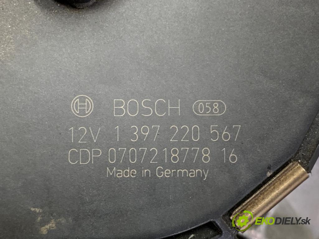 MERCEDES-BENZ W204 sedan 2007 135 kW C 200 Kompressor (204.041) 1796 Mechanizmus stieračov predný 0390241843 (Motorček stieračov predný)