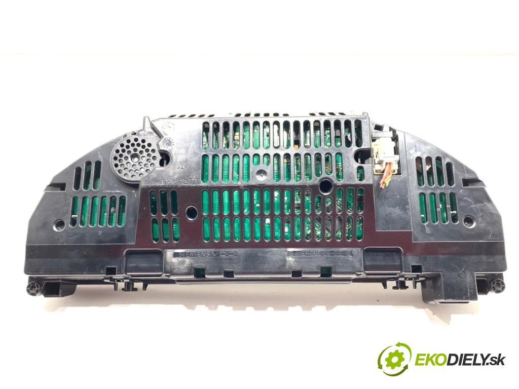 MERCEDES-BENZ W204 sedan 2007 135 kW C 200 Kompressor (204.041) 1796 Prístrojovka A2045400848 (Prístrojová doska)