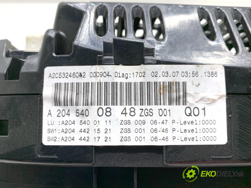 MERCEDES-BENZ W204 sedan 2007 135 kW C 200 Kompressor (204.041) 1796 Prístrojovka A2045400848 (Prístrojová doska)