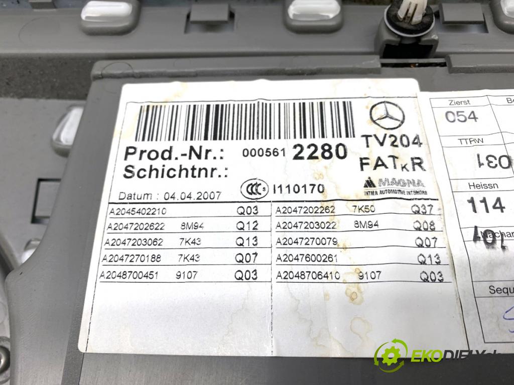 MERCEDES-BENZ W204 sedan 2007 135 kW C 200 Kompressor (204.041) 1796 ča dveře pravý přední část