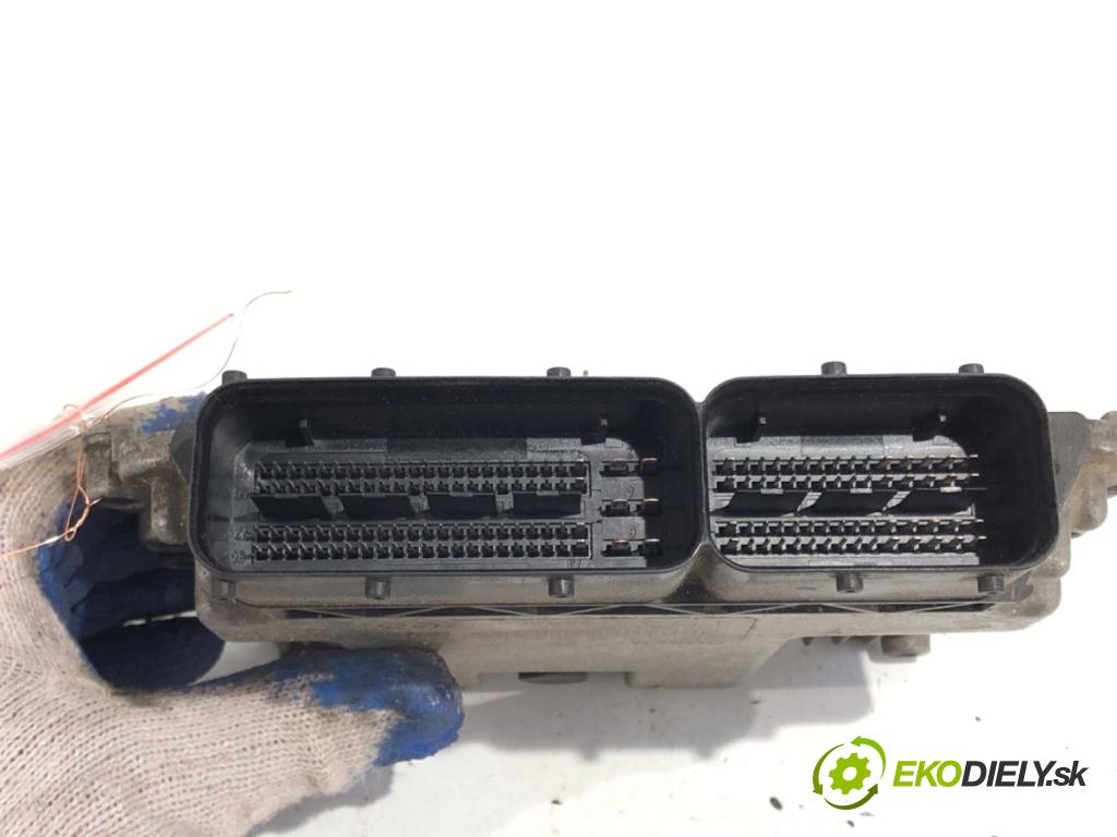 FIAT CROMA Kombi 2006 147 kW 2.4 D Multijet 2387 riadiaca jednotka Motor 55205406 (Riadiaca jednotka)