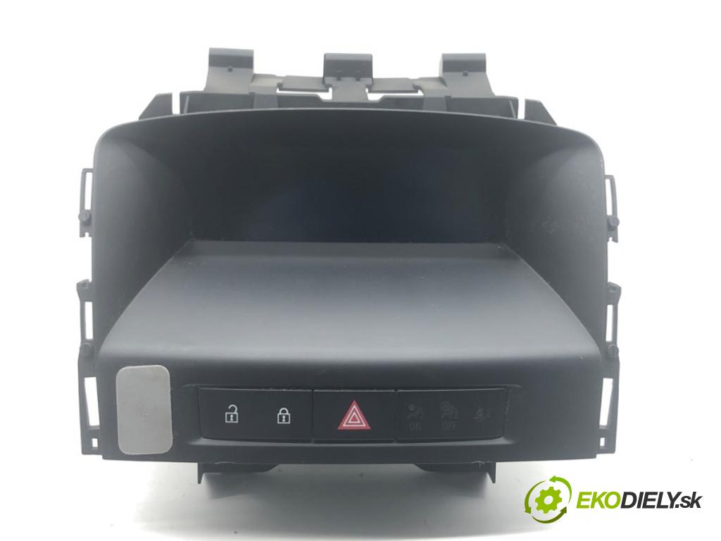 OPEL ASTRA J liftback 2011 92 kW 1.7 CDTI (68) 1686 Dislpej 13267984 (Prístrojová doska)