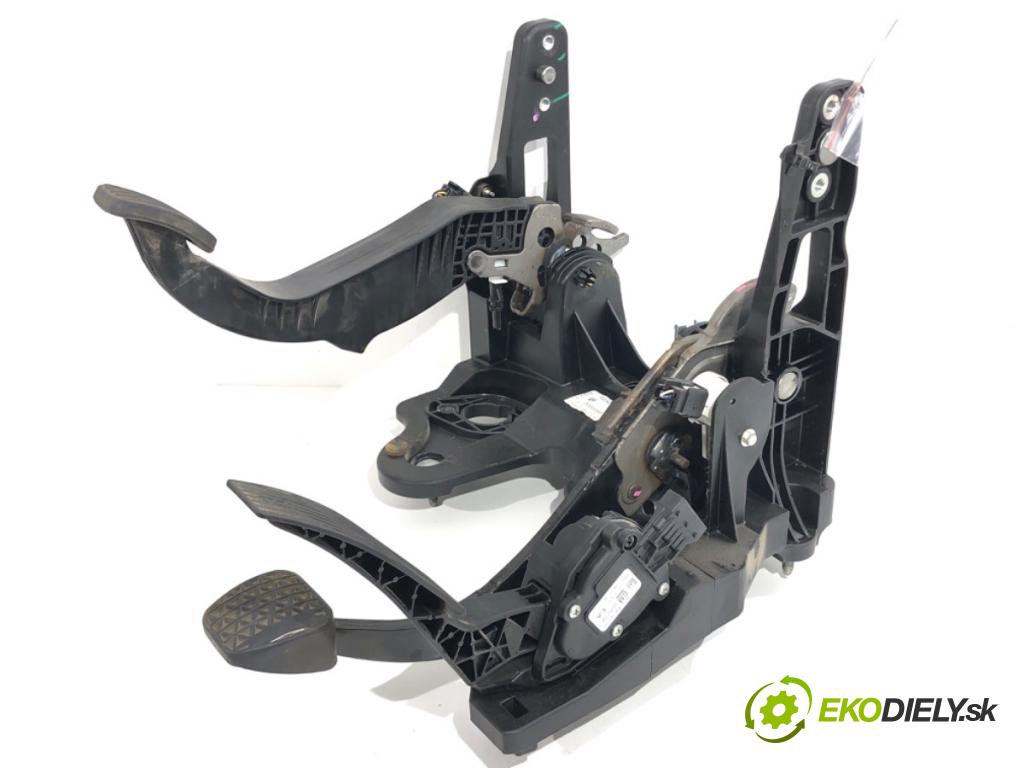 OPEL ASTRA J liftback 2011 92 kW 1.7 CDTI (68) 1686 PEDÁL: manuálne 13252702 (Potenciometer plynového pedálu)