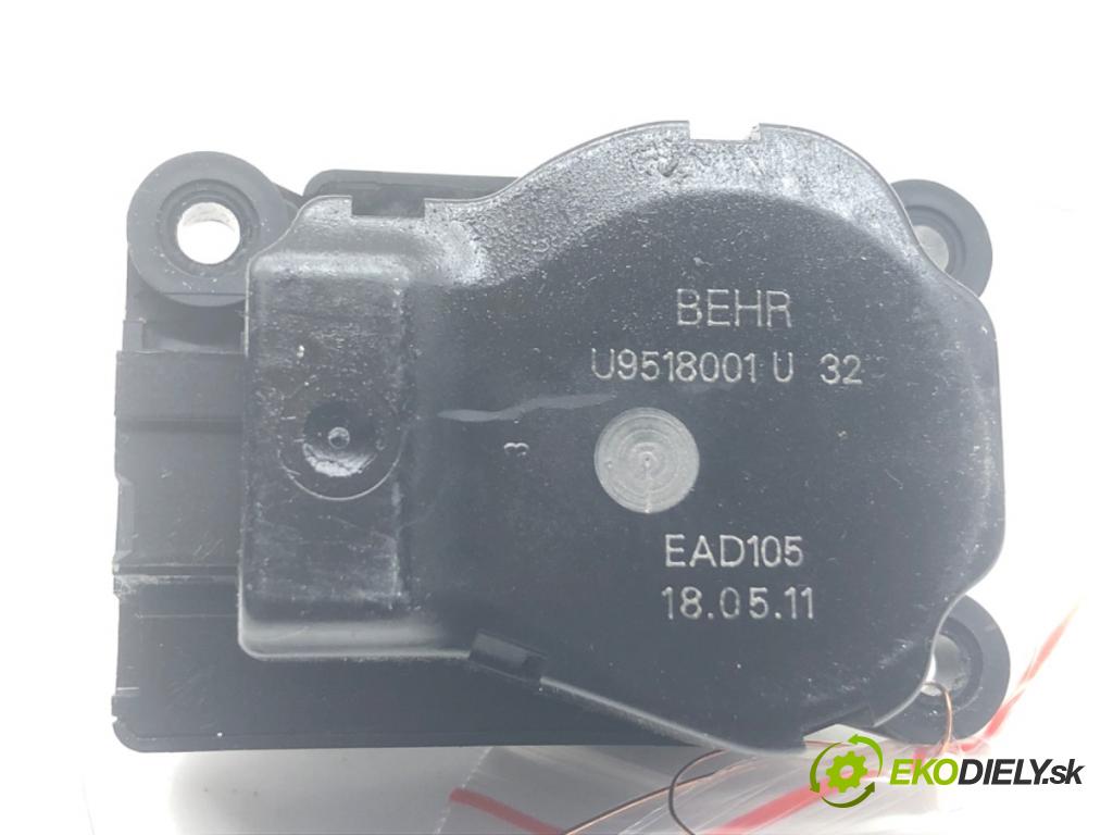 OPEL ASTRA J liftback 2011 92 kW 1.7 CDTI (68) 1686 motor topení U9518001