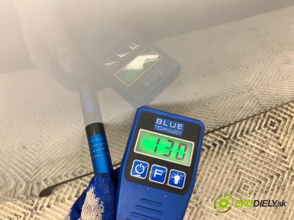 OPEL ASTRA J liftback 2011 92 kW 1.7 CDTI (68) 1686 kapota Y40R (Kapota)