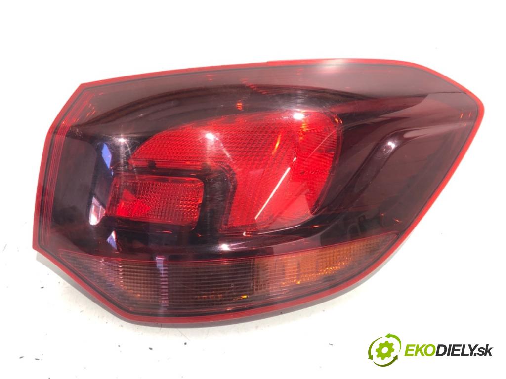 OPEL ASTRA J liftback 2011 92 kW 1.7 CDTI (68) 1686 světlo pravý zadní část 13314051