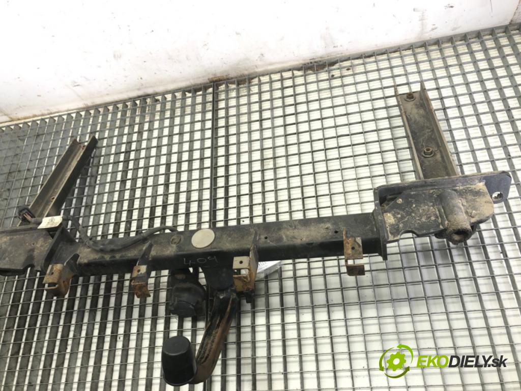 OPEL ASTRA J liftback 2011 92 kW 1.7 CDTI (68) 1686 Hák tažné zařízení  (Tažné zařízení)