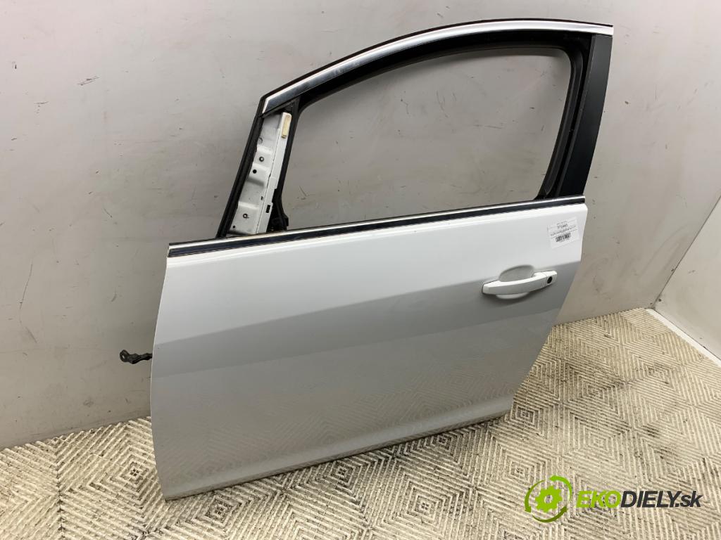 OPEL ASTRA J liftback 2011 92 kW 1.7 CDTI (68) 1686 dveře levý přední část
