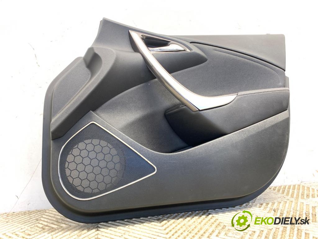 OPEL ASTRA J liftback 2011 92 kW 1.7 CDTI (68) 1686 čalúnenie Dvere pravy predný 13321404