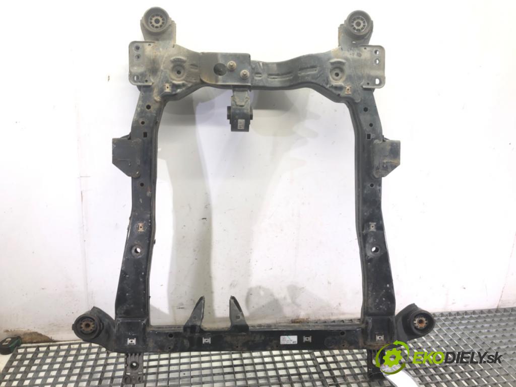 OPEL ASTRA J liftback 2011 92 kW 1.7 CDTI (68) 1686 výztuha pod motor 13327078 (Přední výztuha)