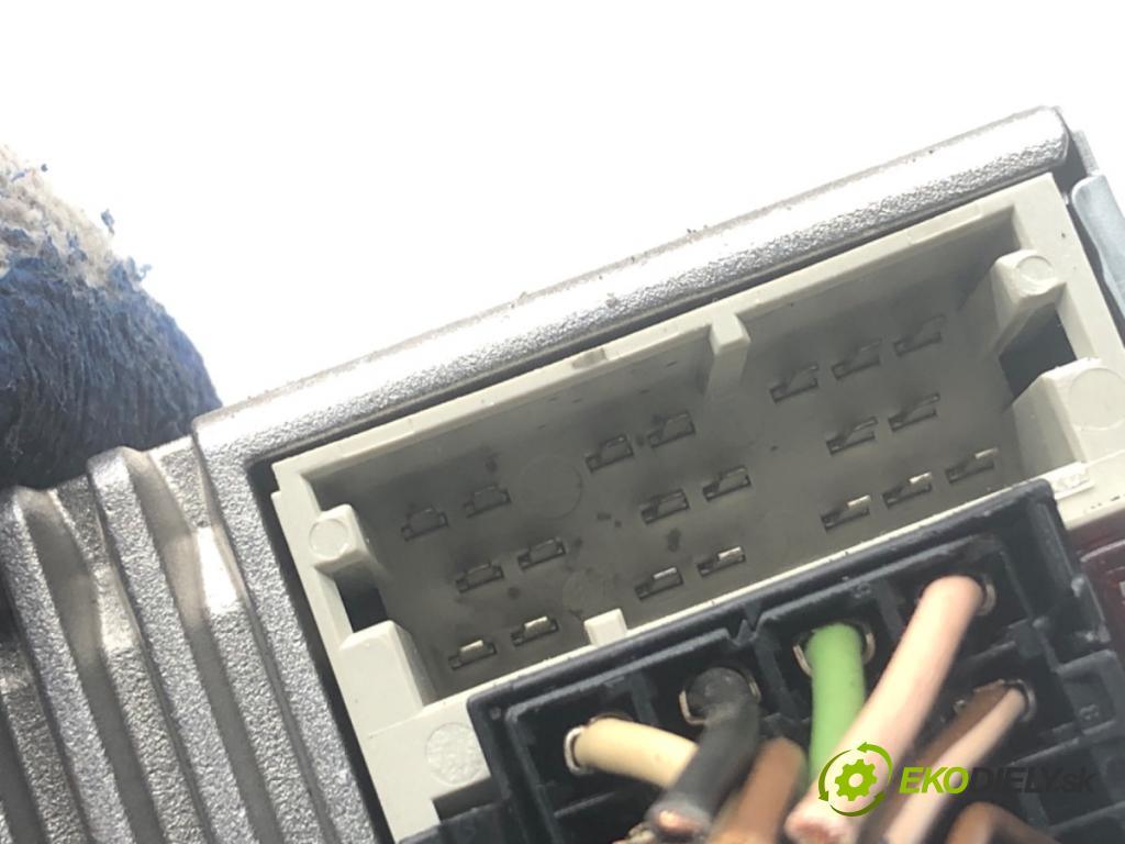 MERCEDES-BENZ W169 liftback 2007 70 kW A 150 (169.031, 169.331) 1498 RADIO 1698200486 (Audio zariadenie)