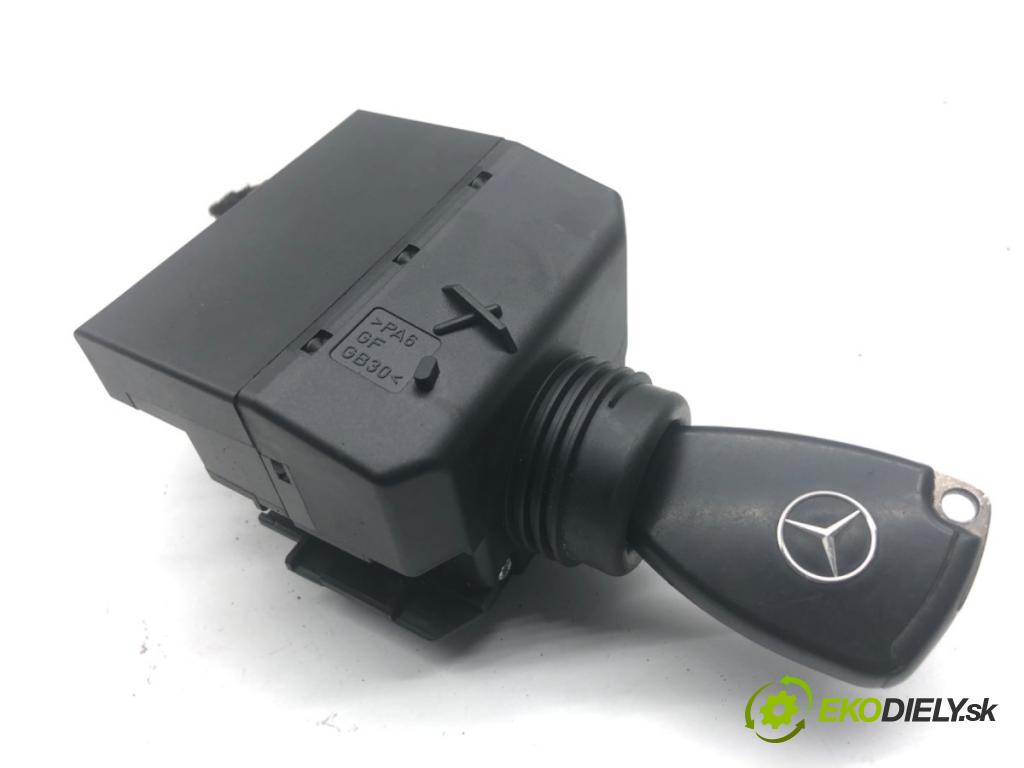 MERCEDES-BENZ W169 liftback 2007 70 kW A 150 (169.031, 169.331) 1498 spinačka 1695451908 (Spínacia skrinka)