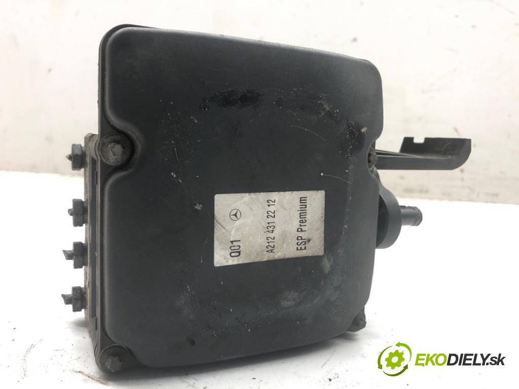 MERCEDES-BENZ W212 sedan 2009 215 kW E 350 CGI (212.057) 3498 Pumpa ABS A2124312212 (Pumpa ABS)