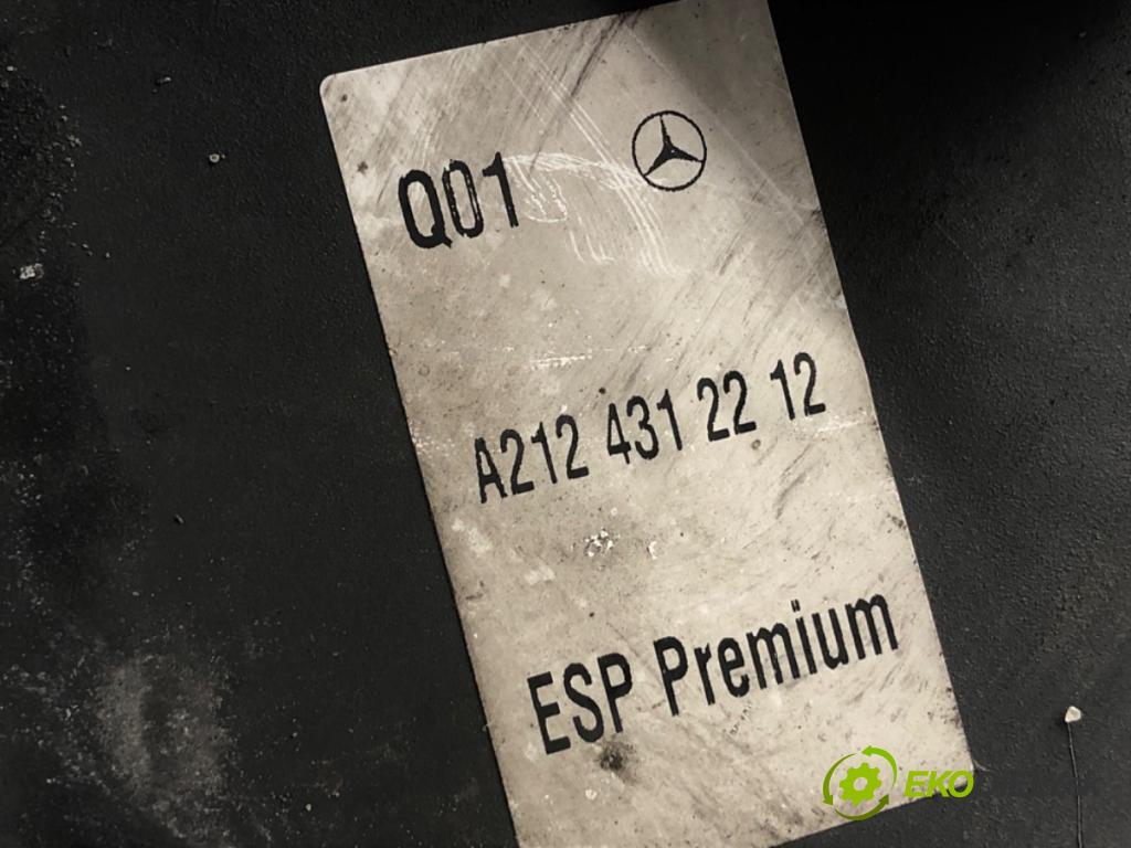 MERCEDES-BENZ W212 sedan 2009 215 kW E 350 CGI (212.057) 3498 Pumpa ABS A2124312212 (Pumpa ABS)