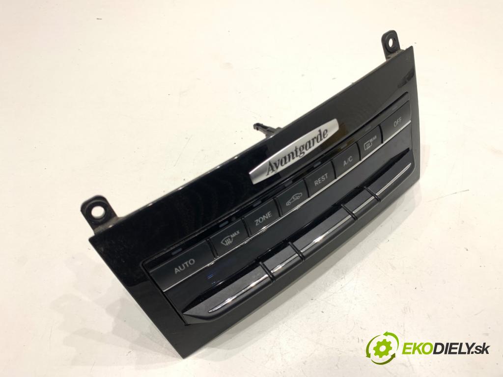 MERCEDES-BENZ W212 sedan 2009 215 kW E 350 CGI (212.057) 3498 Panel ovládania kúrenia A2129004200 (Prepínacie páčky pod volantom)