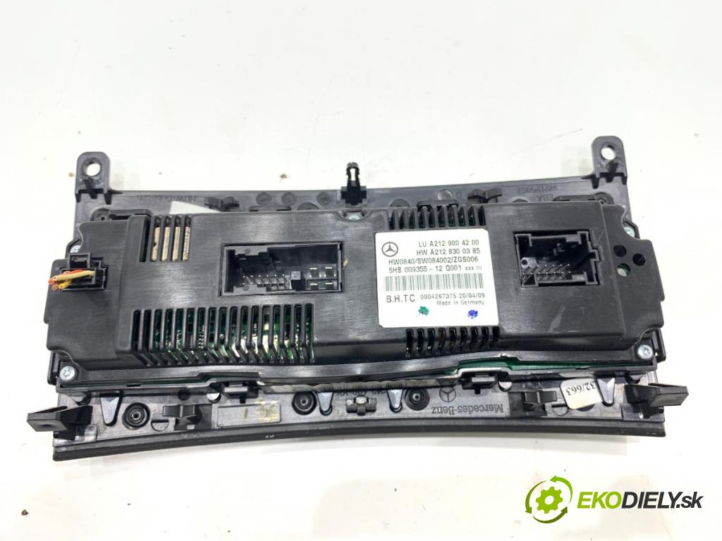 MERCEDES-BENZ W212 sedan 2009 215 kW E 350 CGI (212.057) 3498 Panel ovládania kúrenia A2129004200 (Prepínacie páčky pod volantom)