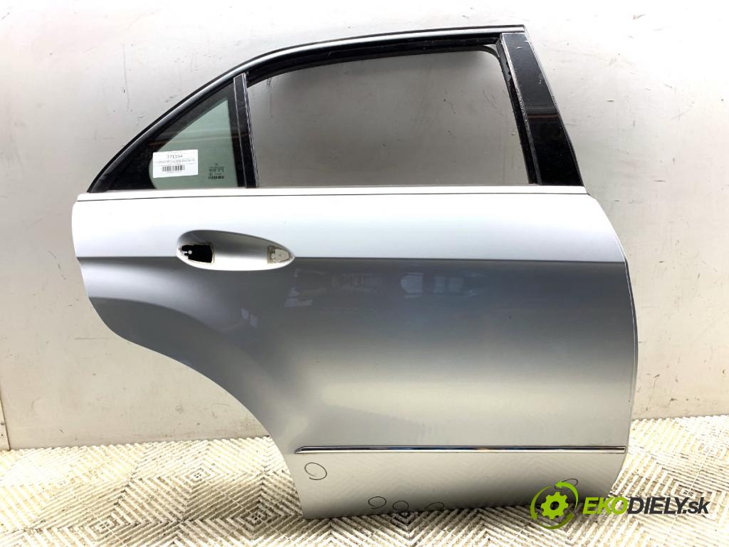MERCEDES-BENZ W212 sedan 2009 215 kW E 350 CGI (212.057) 3498 dveře pravý zadní část C775