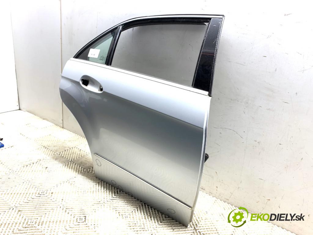 MERCEDES-BENZ W212 sedan 2009 215 kW E 350 CGI (212.057) 3498 dveře pravý zadní část C775