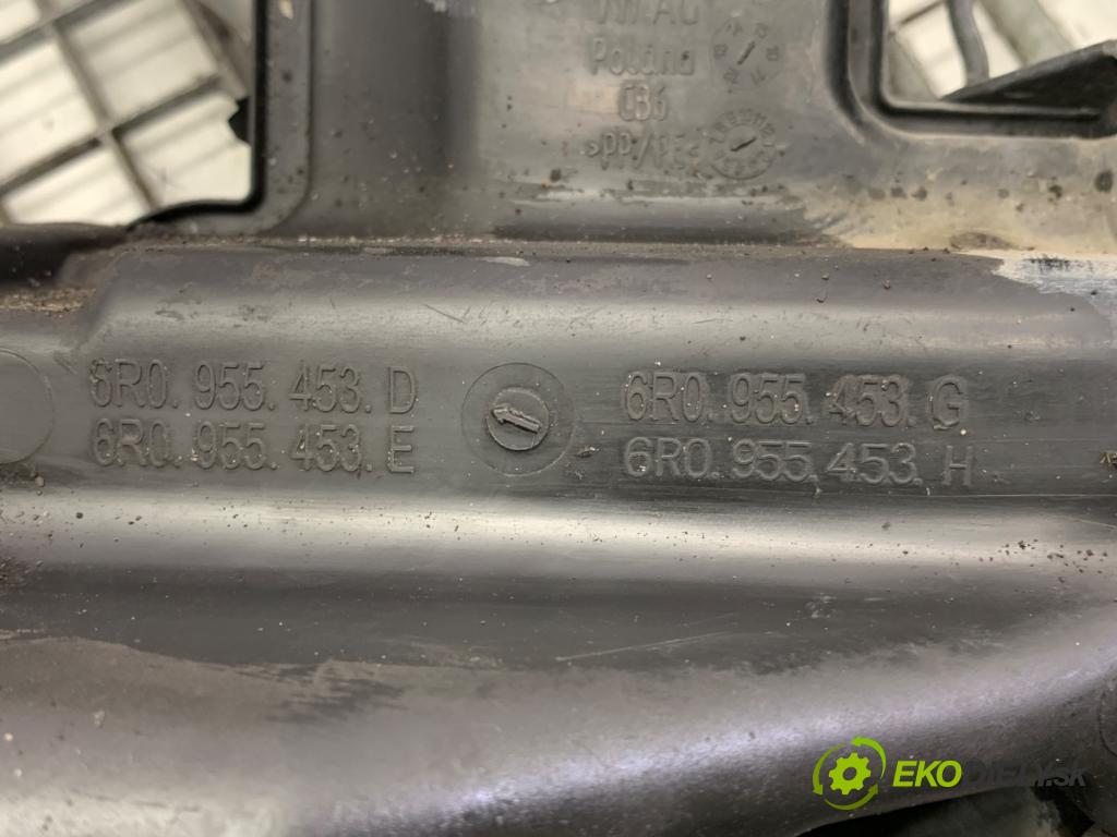 VW POLO V liftback 2011 66 kW 1.6 TDI 1598 nádržka ostřikovačů 6R0955453D