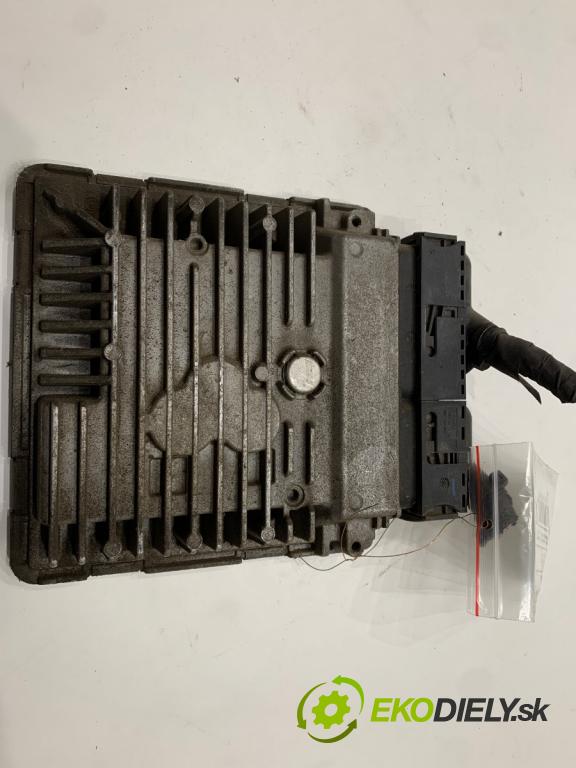 VW POLO V liftback 2011 66 kW 1.6 TDI 1598 riadiaca jednotka Motor 03L906023D (Riadiaca jednotka)