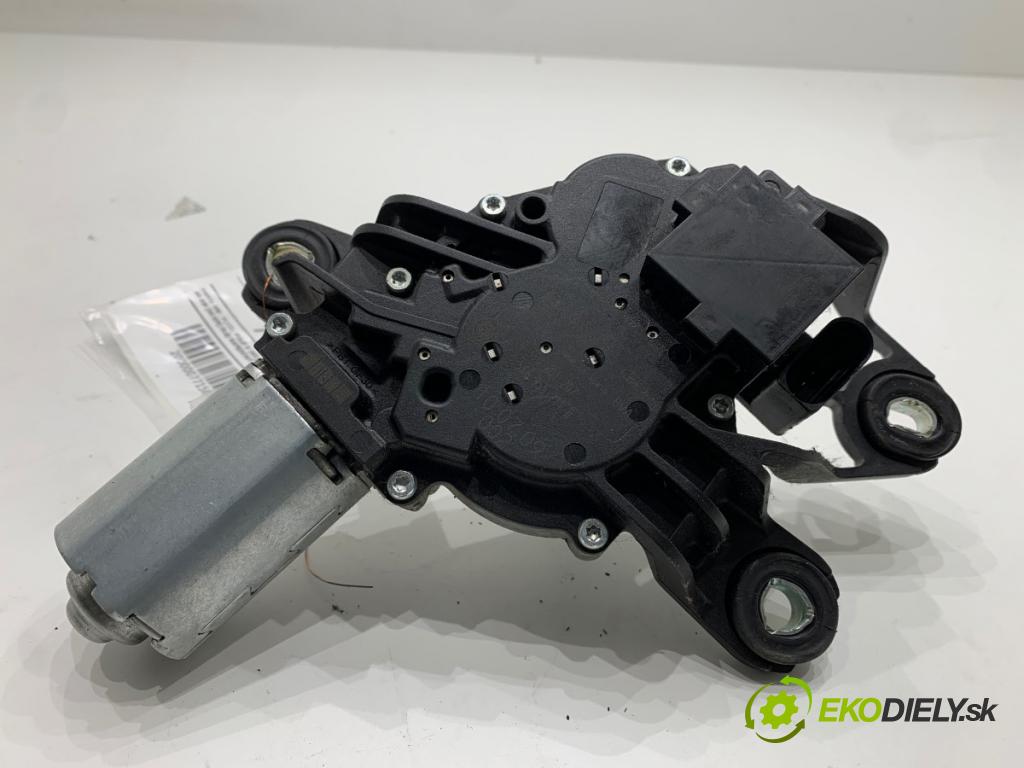 VW POLO V liftback 2011 66 kW 1.6 TDI 1598 motor stěračů zadní část 5K6955711B