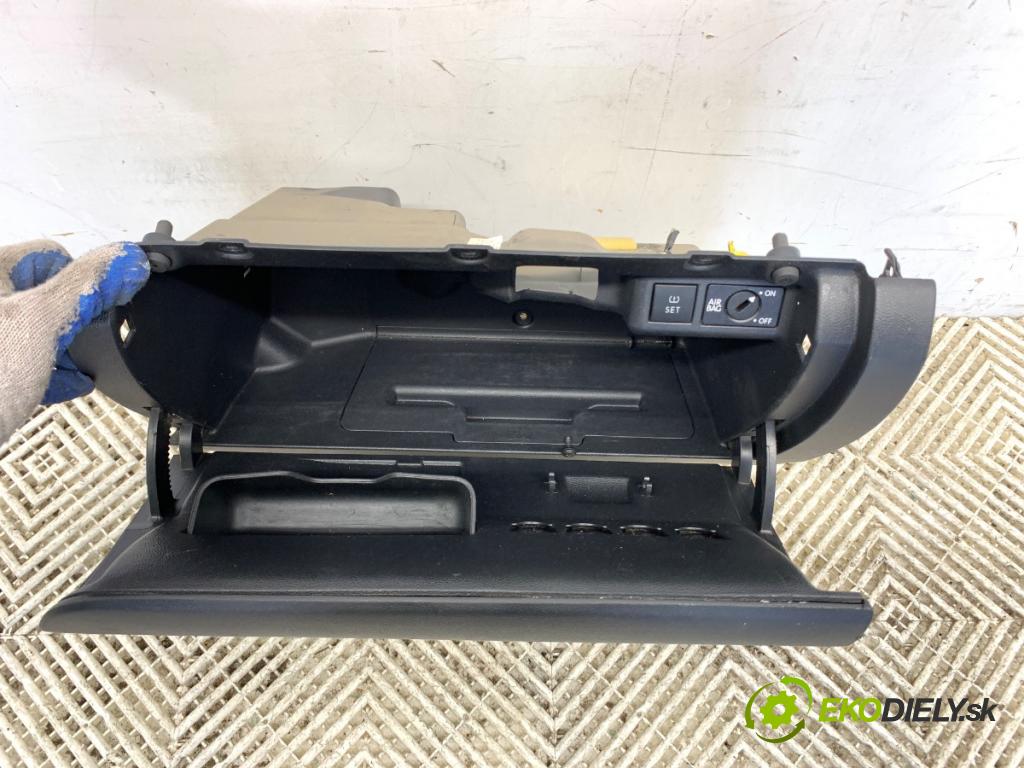 VW POLO V liftback 2011 66 kW 1.6 TDI 1598 Priehradka, kastlík spolujazdca 6R1857097 (Priehradka (kastlík))