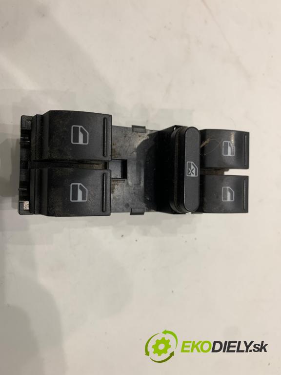 VW POLO V liftback 2011 66 kW 1.6 TDI 1598 Prepínač okien 1K4959857B (Prepínacie páčky pod volantom)