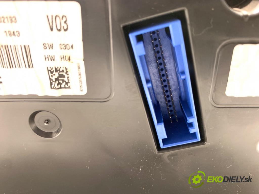 VW POLO V liftback 2011 66 kW 1.6 TDI 1598 Prístrojovka 6R0920861F (Prístrojová doska)