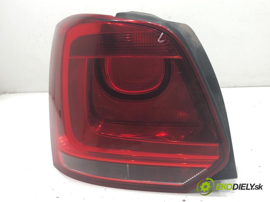 VW POLO V liftback 2011 66 kW 1.6 TDI 1598 světlo levý zadní část 6R0945257A