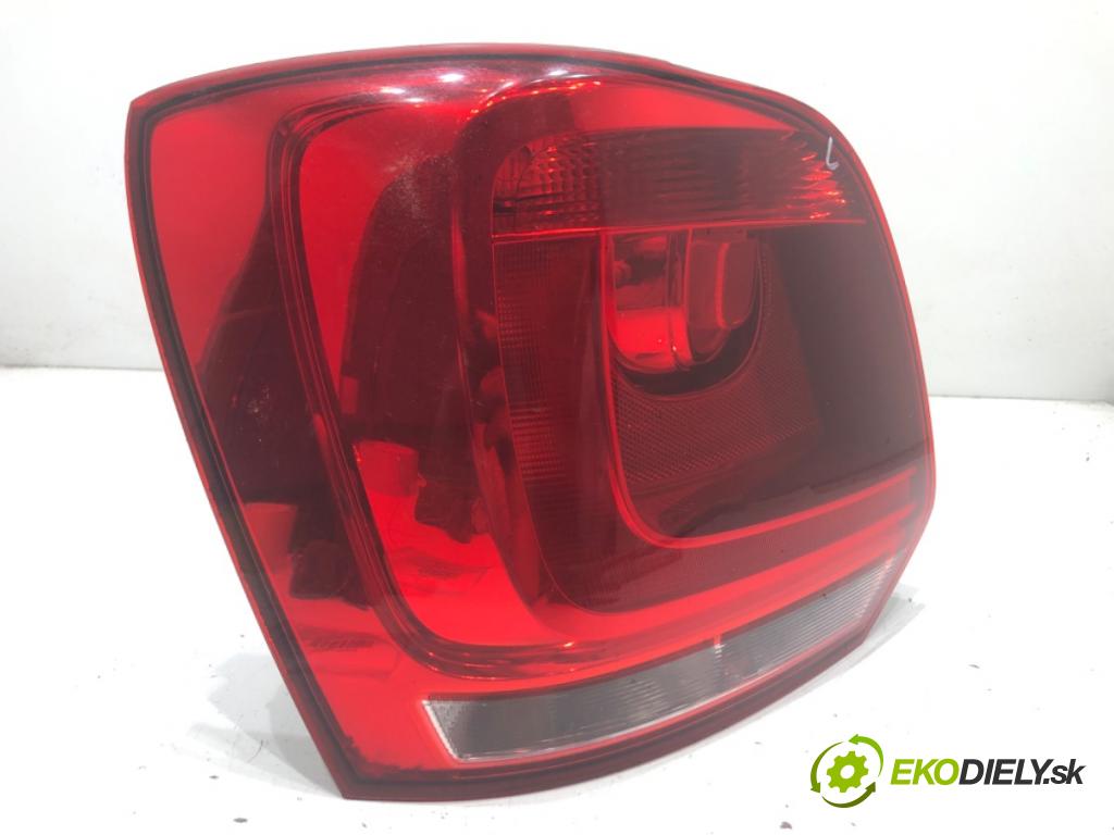 VW POLO V liftback 2011 66 kW 1.6 TDI 1598 světlo levý zadní část 6R0945257A