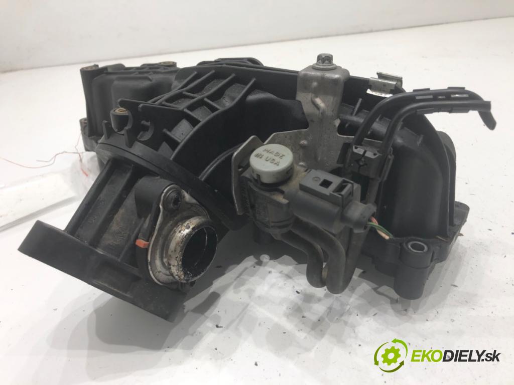 VW POLO V liftback 2011 66 kW 1.6 TDI 1598 potrubí sání 03L129711AL (Sací potrubí)