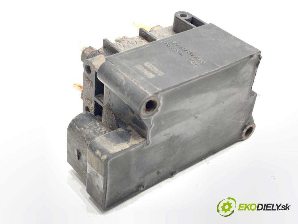 MERCEDES-BENZ W212 sedan 2009 215 kW E 350 CGI (212.057) 3498 Rozdeľovač nápravy A2123200358