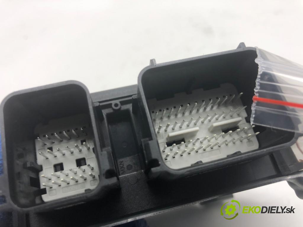 FORD FOCUS III liftback 2015 74 kW 1.0 EcoBoost 998 senzor airbag F1ET14B321CB (Snímač)