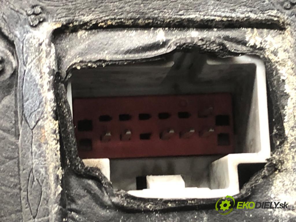 FORD FOCUS III liftback 2015 74 kW 1.0 EcoBoost 998 Spätné zrkadlo ľavy