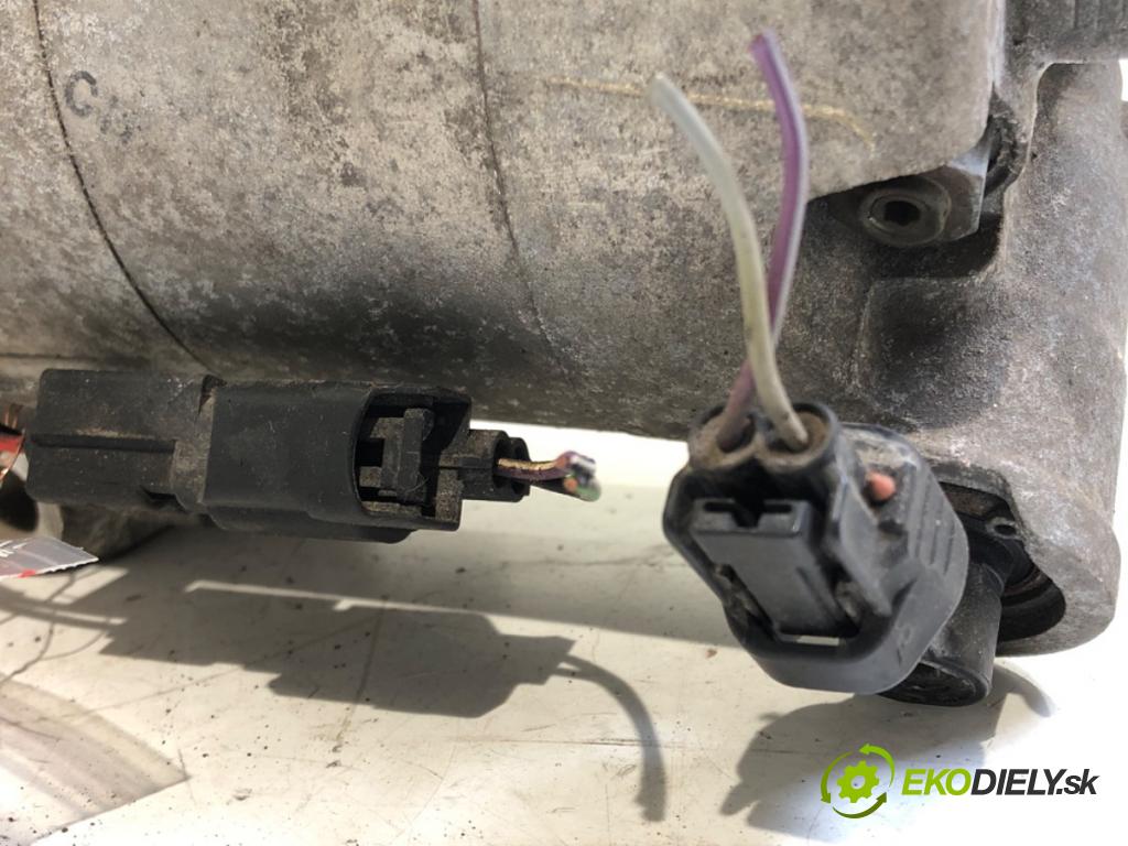 FORD FOCUS III liftback 2015 74 kW 1.0 EcoBoost 998 Kompresor klimatizácie DV61-19D629-FD (Kompresor klimatizácie)