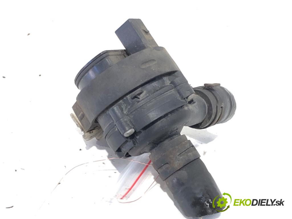 MERCEDES-BENZ W212 sedan 2009 215 kW E 350 CGI (212.057) 3498 DALŠÍ: pumpa vody 2118350364 (Vodní pumpa)