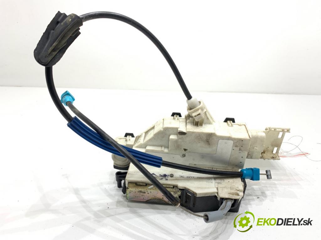 CITROEN C4 I liftback 2005 66 kW 1.6 HDi 1560 zámok Dvere pravy zad 9660700080