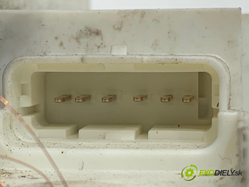 CITROEN C4 I liftback 2005 66 kW 1.6 HDi 1560 zámok Dvere pravy zad 9660700080