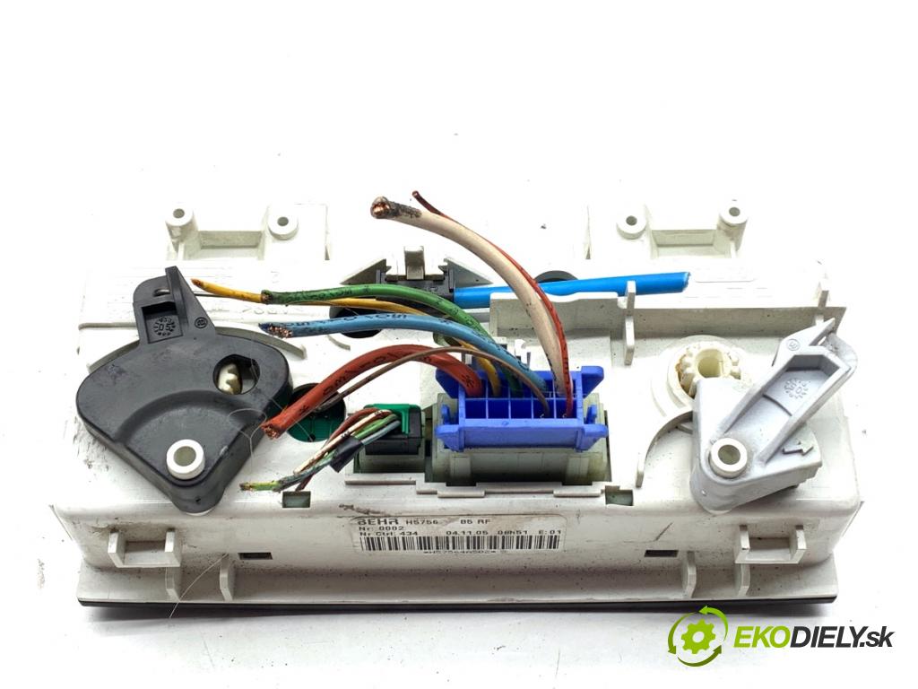 CITROEN C4 I liftback 2005 66 kW 1.6 HDi 1560 Panel ovládania kúrenia H5756 (Prepínacie páčky pod volantom)