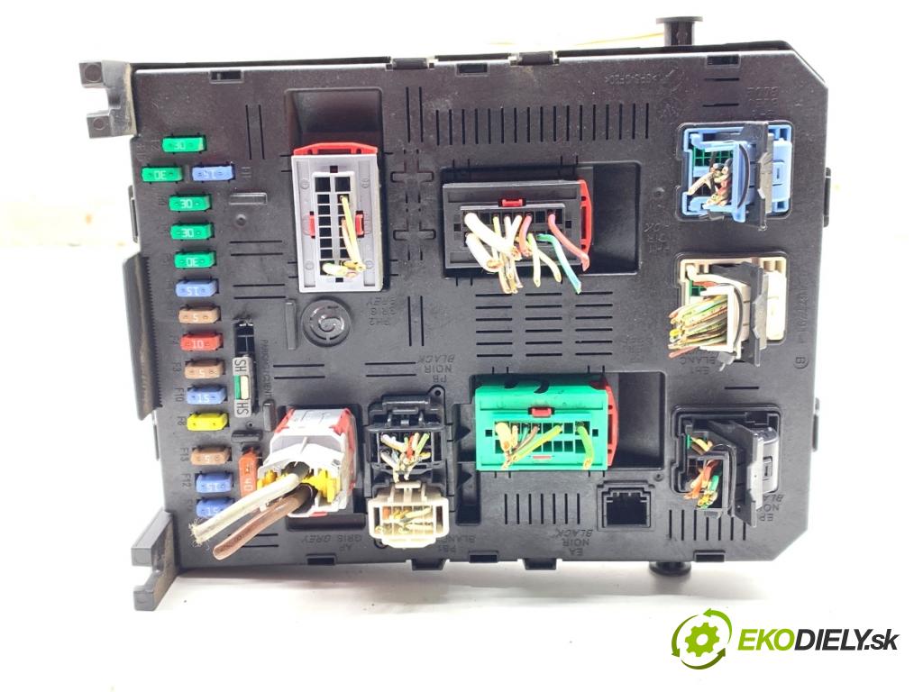 CITROEN C4 I liftback 2005 66 kW 1.6 HDi 1560 modul BSI 21676031-5 (Pojistková skříňka)