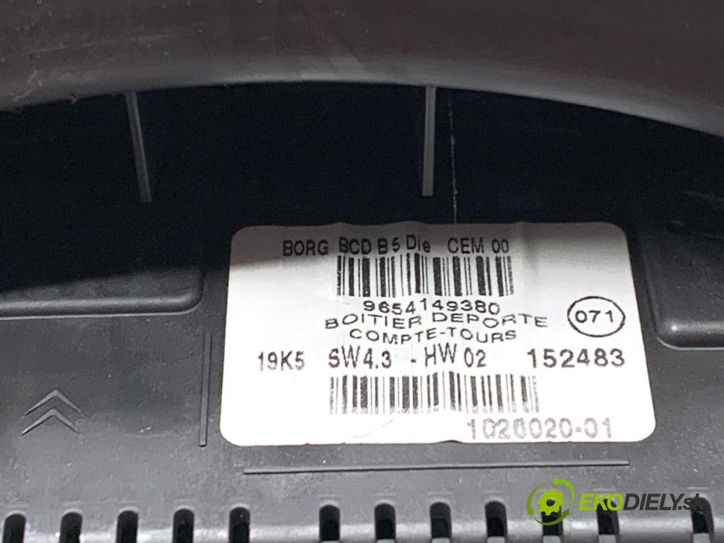 CITROEN C4 I liftback 2005 66 kW 1.6 HDi 1560 Dislpej 9654149380 (Prístrojová doska)