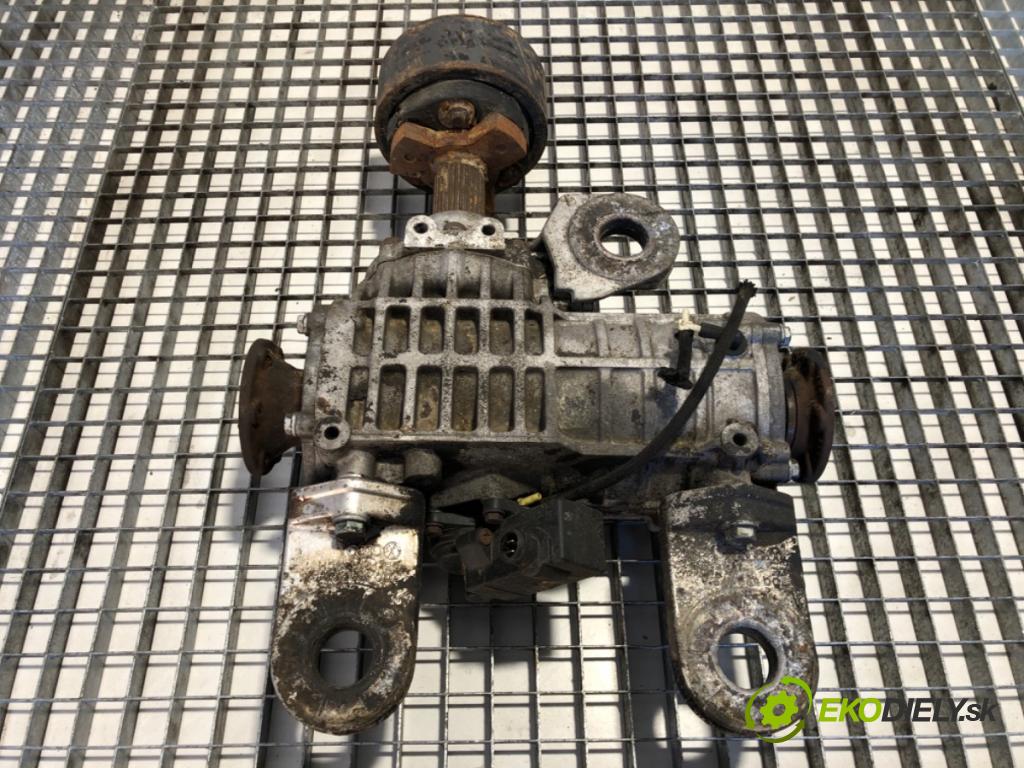 VW TRANSPORTER T4 Autobus 1997 57 kW 2.4 D Syncro 2370 Most ,diferenciál zad 