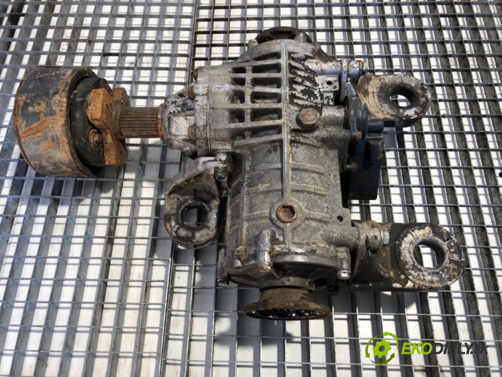 VW TRANSPORTER T4 Autobus 1997 57 kW 2.4 D Syncro 2370 Most ,diferenciál zad