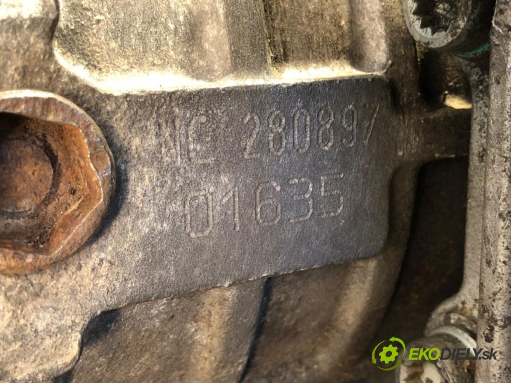 VW TRANSPORTER T4 Autobus 1997 57 kW 2.4 D Syncro 2370 Most ,diferenciál zad