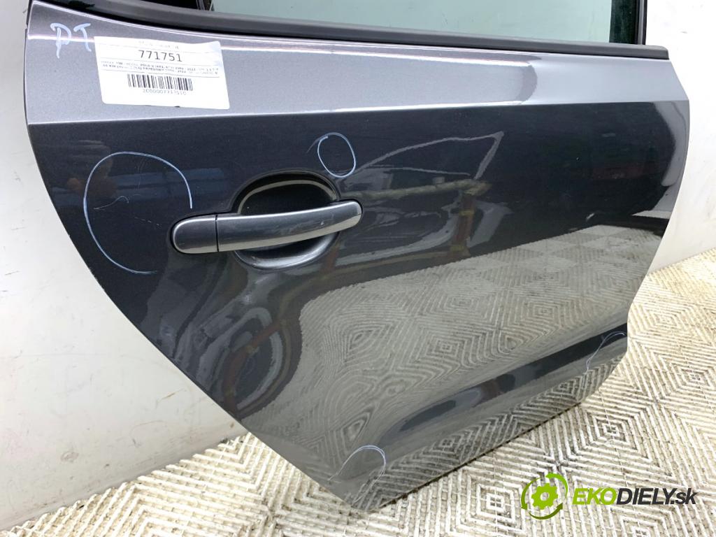 VW POLO V liftback 2011 66 kW 1.6 TDI 1598 dveře pravý zadní část LD7R