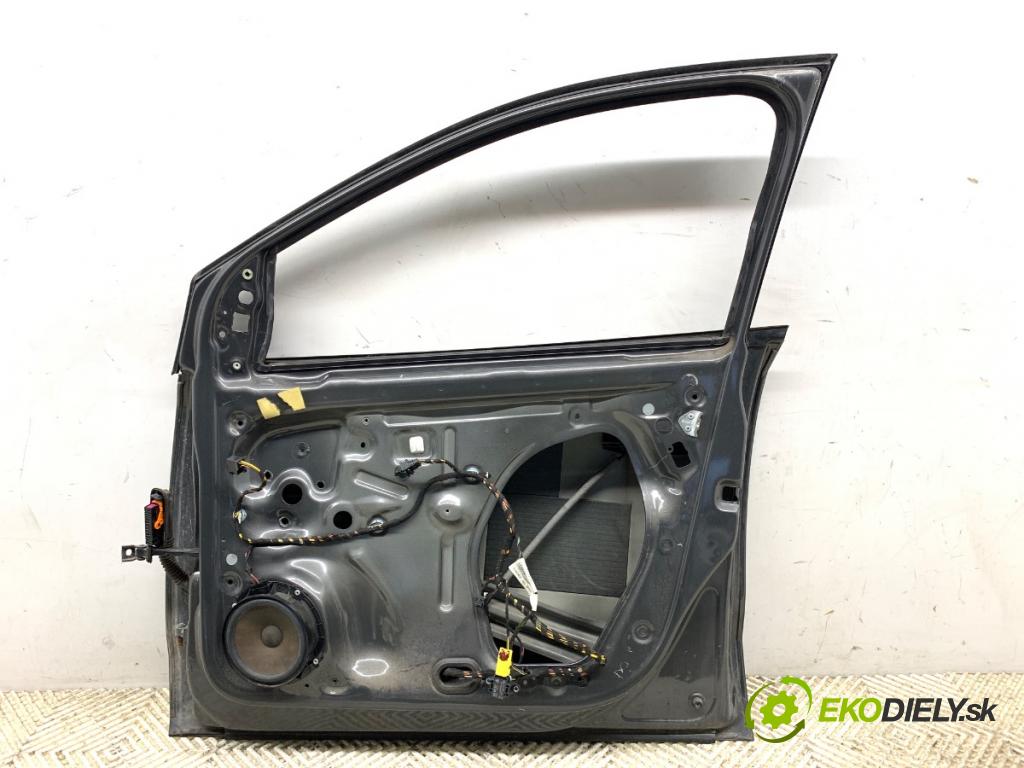 VW POLO V liftback 2011 66 kW 1.6 TDI 1598 dveře pravý přední část LD7R